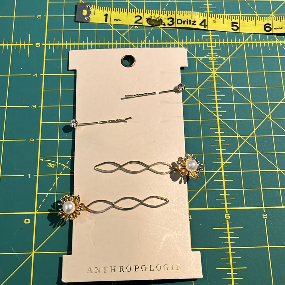 Hair clips